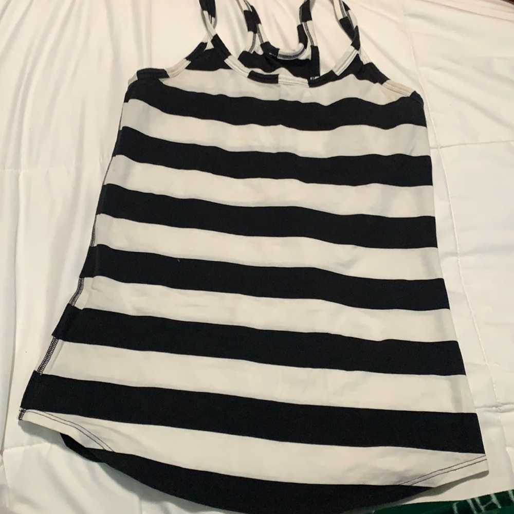 Lululemon tank